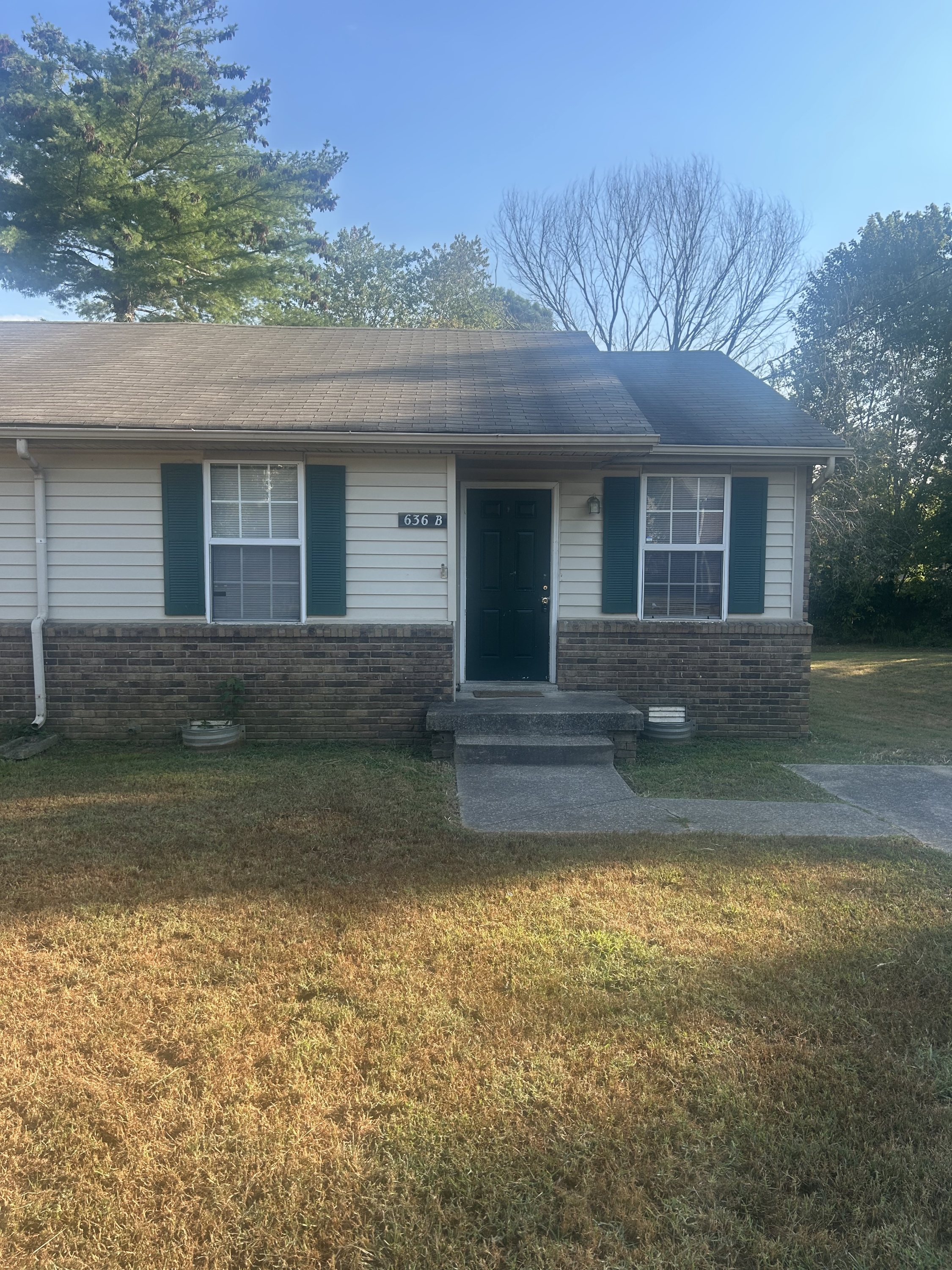 636 R S Bradley Boulevard - B