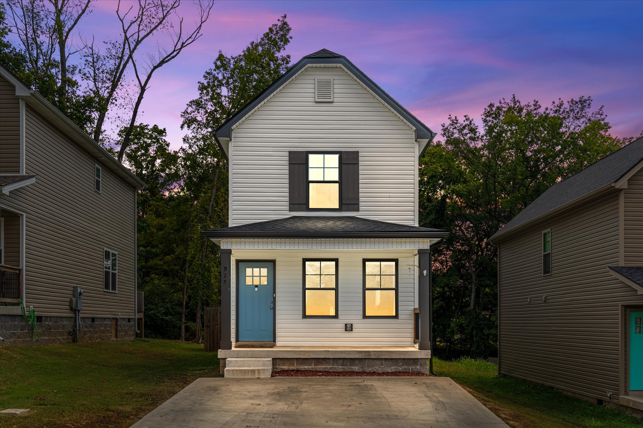 925 Oak Lane