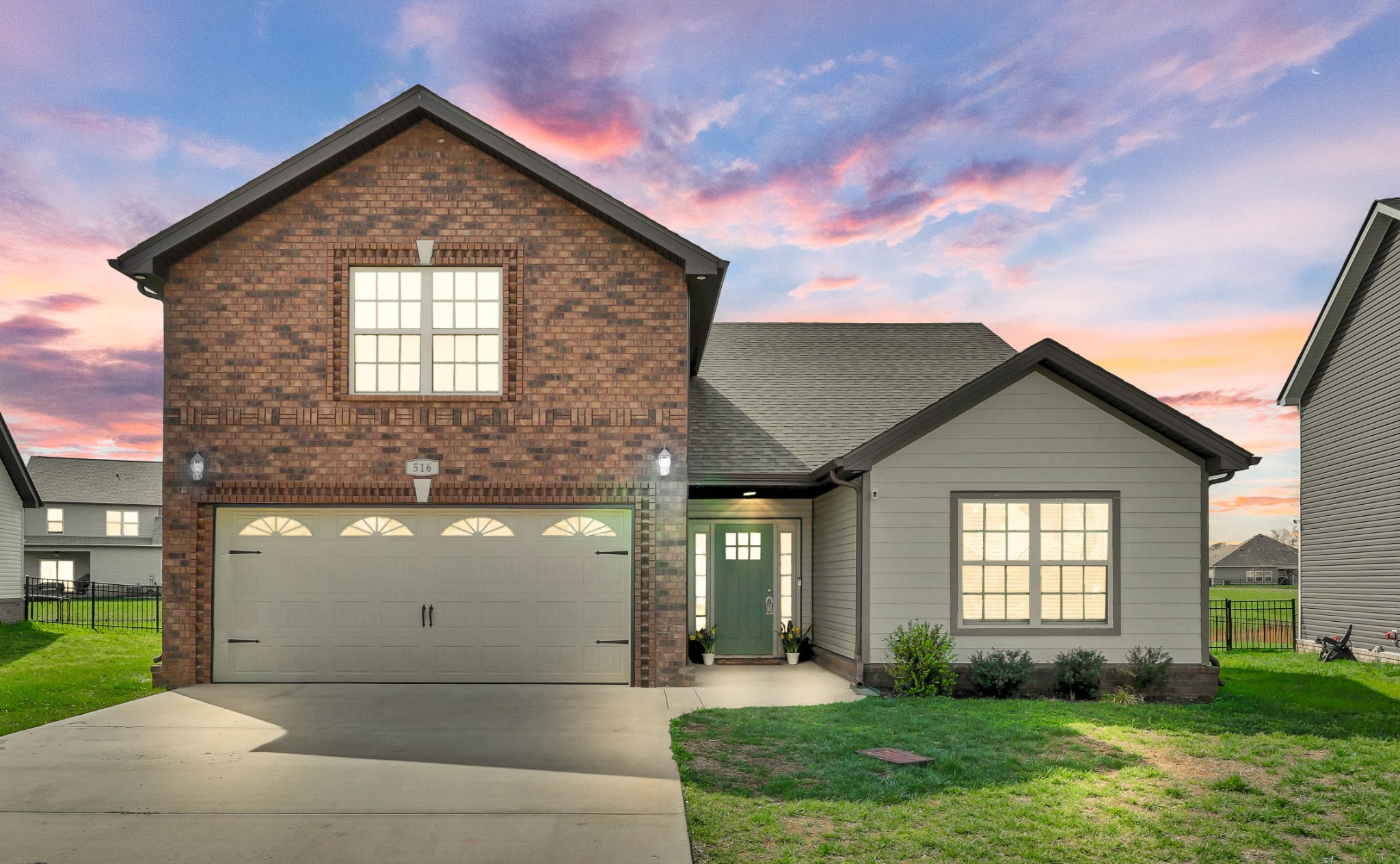 516 Castle Pinckney Lane
