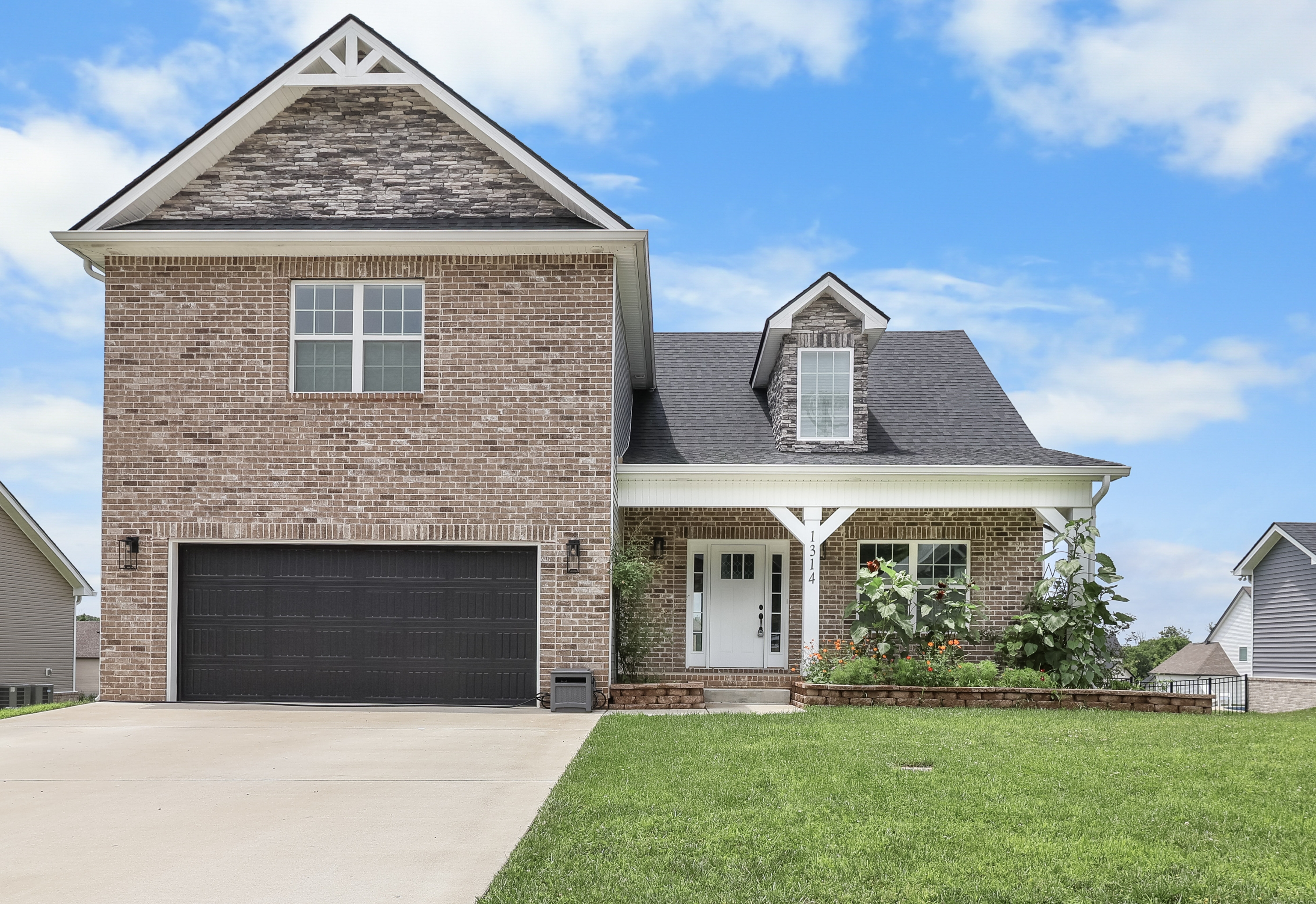 1314 Highgrove Lane
