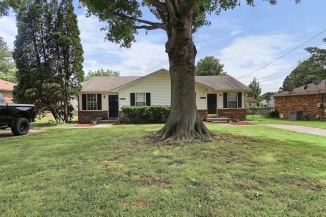 632 R S Bradley Boulevard - B